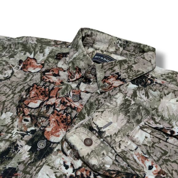 BIT & Bridle Mens Button Shirt Hunting All Over Print Long Sleeve Size M *Flaw. - Picture 1 of 9